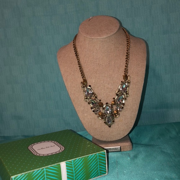 stella and dot zora crystal necklace - Picture 4 of 5